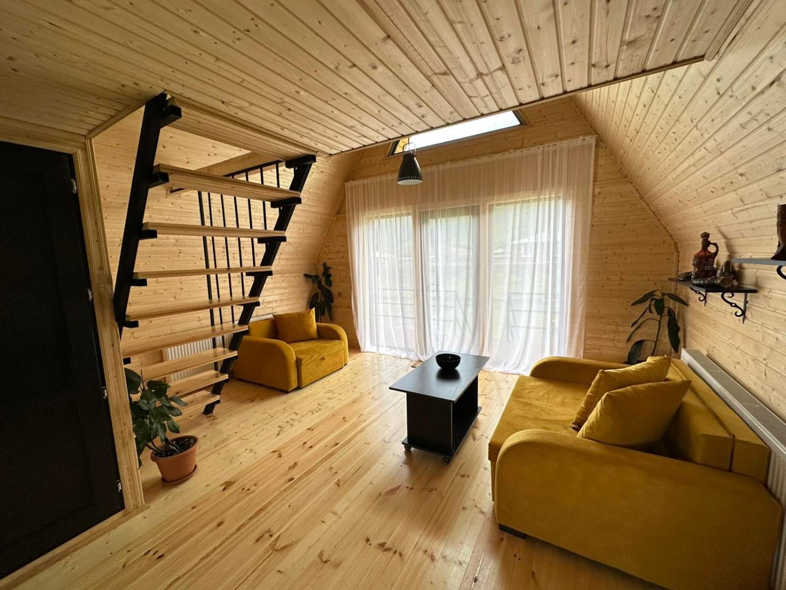 Thomas' Hut Apartment Kazbegi Exterior foto
